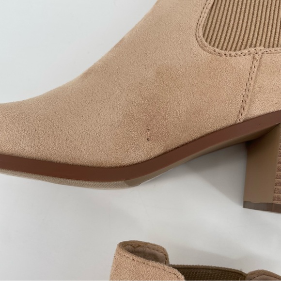 NEW Dream Pairs Pointed Toe Chelsea Ankle Boots Nude Suede 9 - Picture 7 of 14